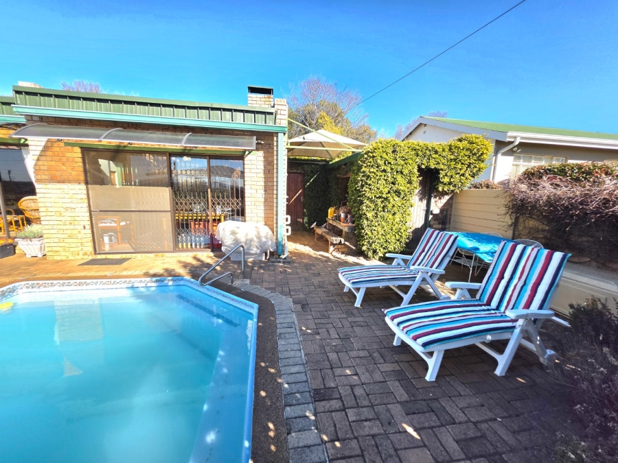 5 Bedroom Property for Sale in Panorama Free State